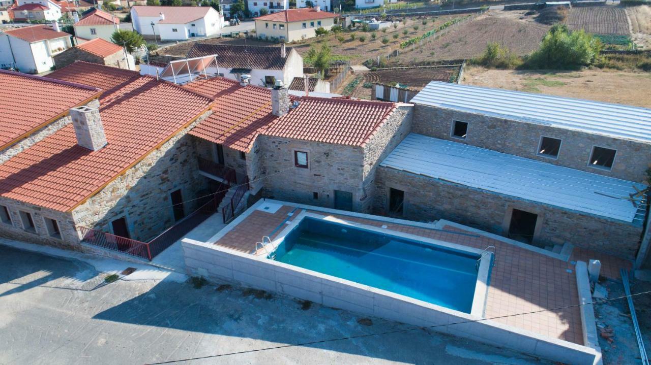 Casa Mirandês Rural Miranda do Douro Exterior foto